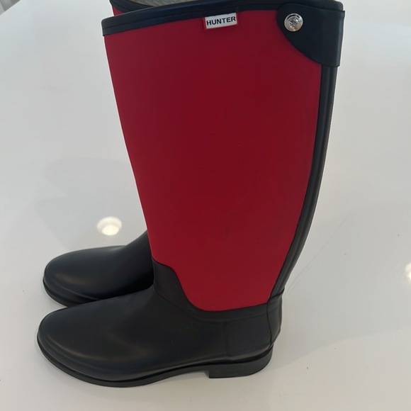Hunter Boots 👢 - Picture 4 of 10